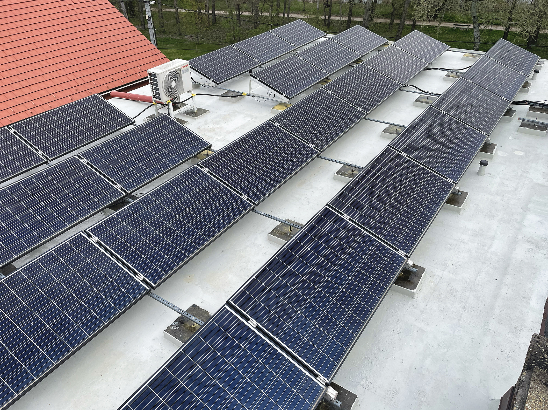 Családi ház zárófödém csapadékvízszigetelésének felújítása Budapesten